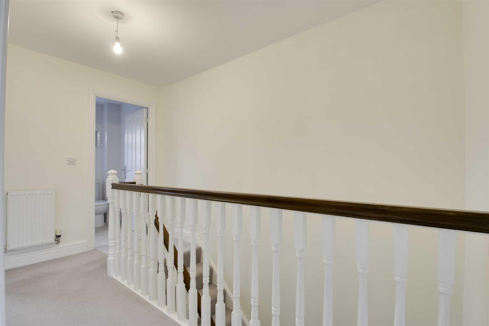 Harlow Crescent, Oxley Park, Milton Keynes